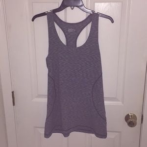 Loose t-back work out shirt